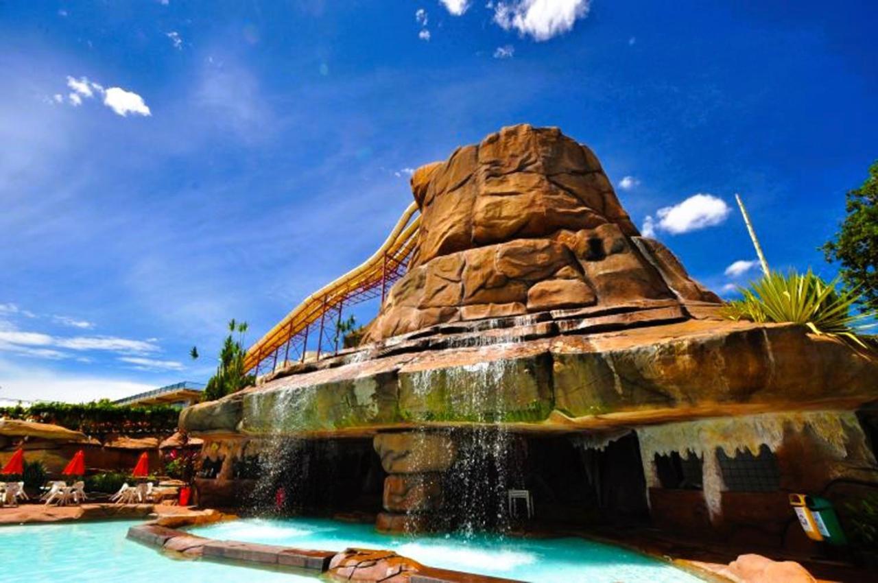 Apartamento Spazzio Diroma - Incluido Diroma Acqua Park, Splash E Slide Caldas Novas